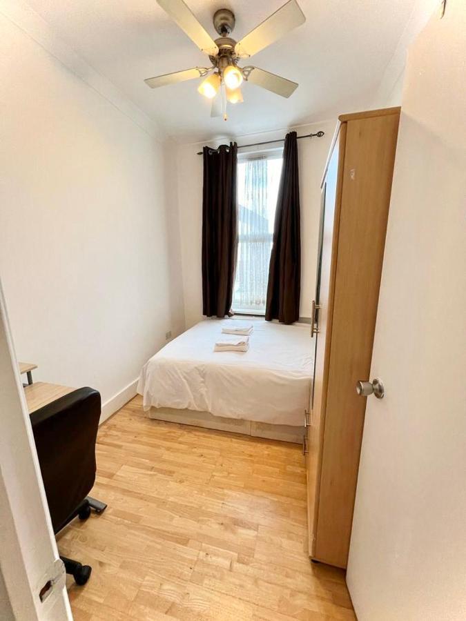 Stepney Green Holiday Apartment ลอนดอน ภายนอก รูปภาพ